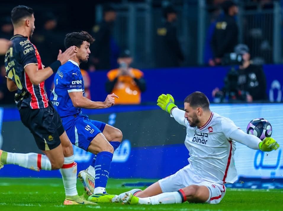 في الوقت الضائع،الهلال يحقق فوزا صعبا على الرائد في دوري روشن السعودي