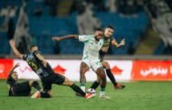 الأهلي يحقق فوزًا مثيرًا على التعاون في دوري روشن السعودي 